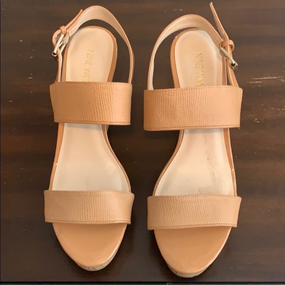 Never Worn Nine West Nude Wedges